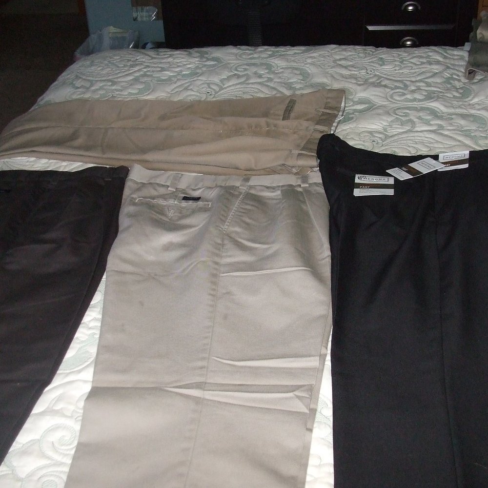 4 pair of mens dress slacks
